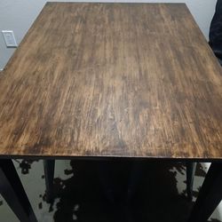 Table and 4 stools