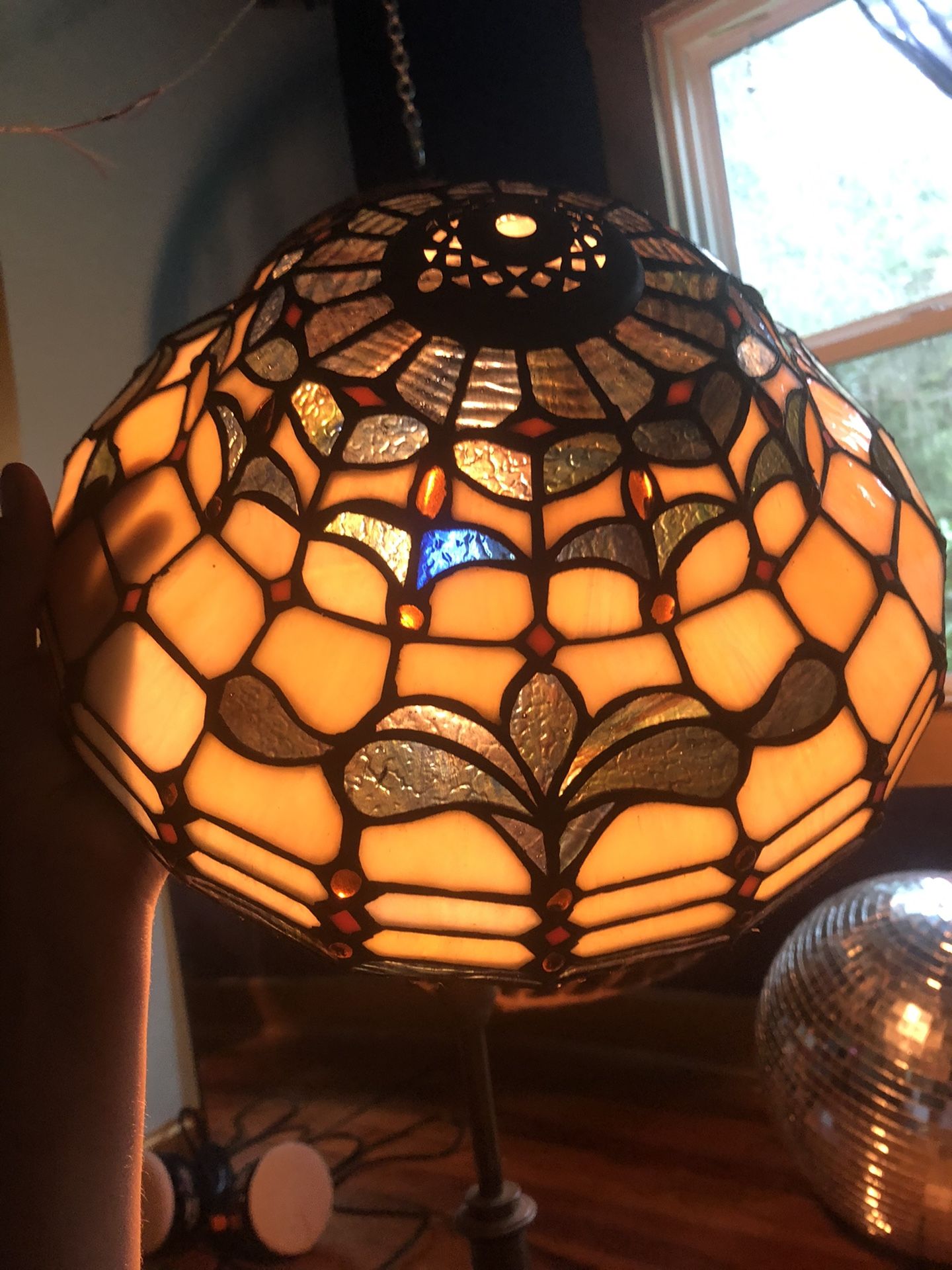 Tiffany Style Ceiling Fan 52”