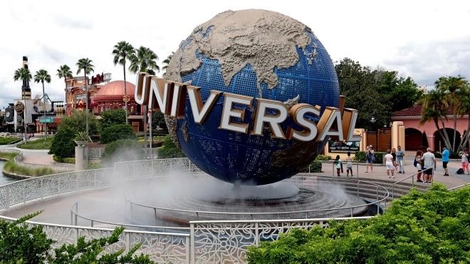 2 One Day Universal Park Hopper Tickets