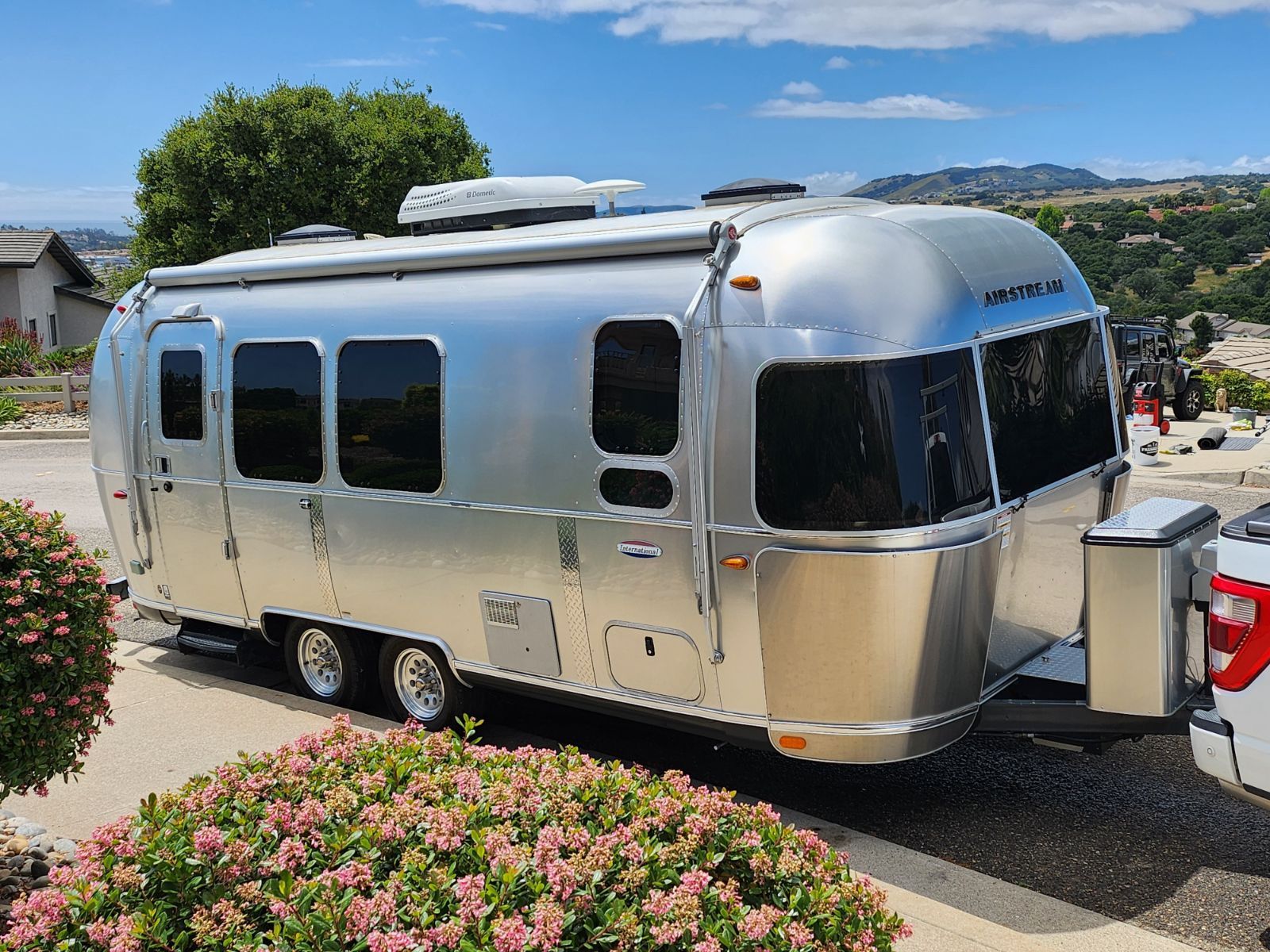 2016 Airstream International Serenity