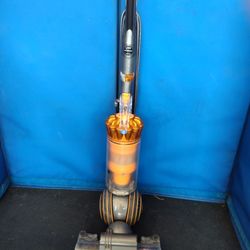 $70 Firm, Yes, It's Available, Dyson Ball Multifloor 2, Model Up19, Bagless Upright Vacuum, Strong Suction, Spin Brush Spins, Canister Empties