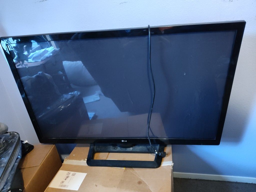 LG Plasma 40"