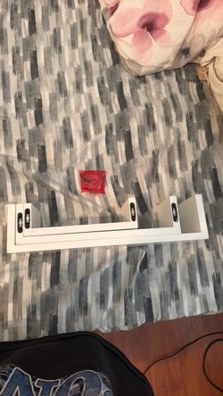 Floating shelves