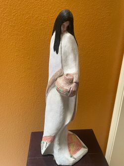 Austin sculpture- The gatherer