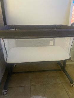 Baby crib