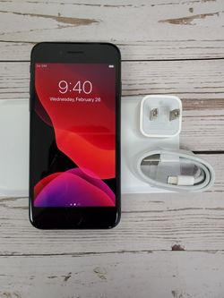 Iphone 8..64GB unlock for any sim