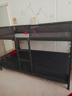 Twin size Ikea bunk bed less than 6months use like new
