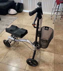 Nova knee scooter with basket - retails at $379