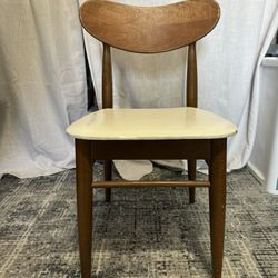 Vintage Mid Century Modern Chair 