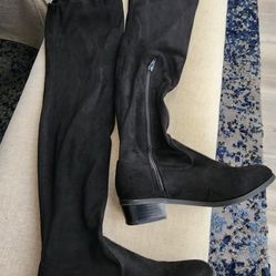 Black Boots