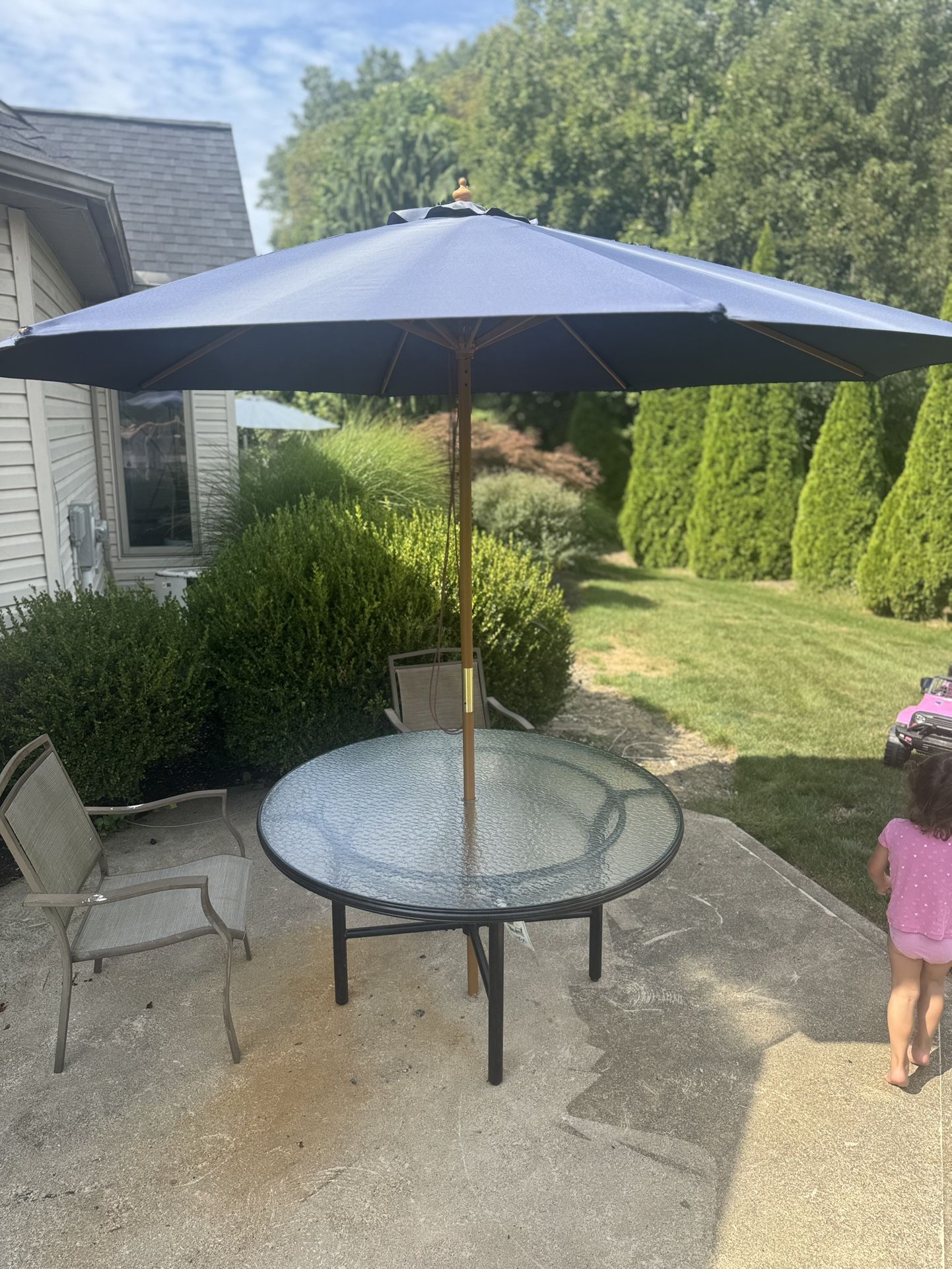 Mallin 54” Patio Table & California Patio Umbrella - High End Patio Furniture