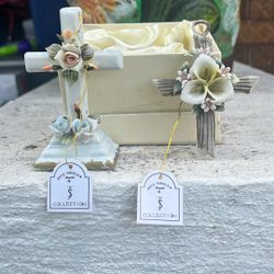 Porcelain Art Collections