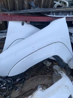 Toyota Tocoma Fenders Left and Right side 2013-2015
