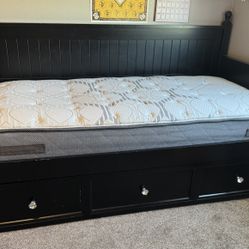 Twin Daybed With Trundle Bed Mattress