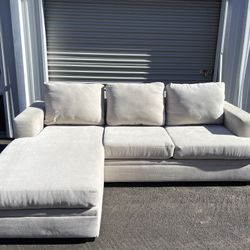 Sectional Couch 