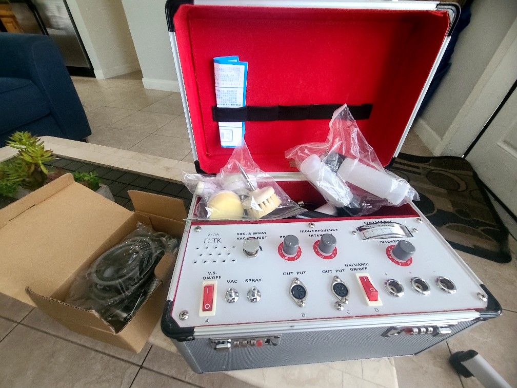 Facial Machine Portable 5 Funciones.