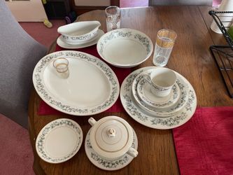 Vintage Windsor Fine China Pattern 6502 Floral Complete Set – Excellent Condition
