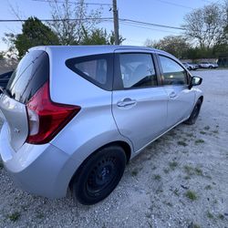 2016 Nissan Versa