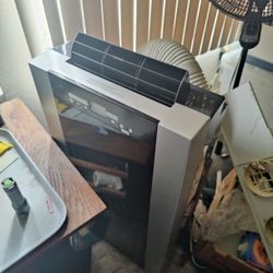Whynter 14,000 BTU Portable Air Conditioner 
