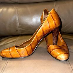 Ralph Lauren Leather Vintage heels, Women’s size 8