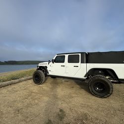 Jeep Gladiator/toyota Tacoma Softtopper 