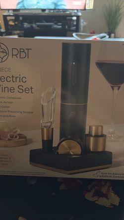 Brand New RBT Electric Wine Set with Corkscrew and Accessories