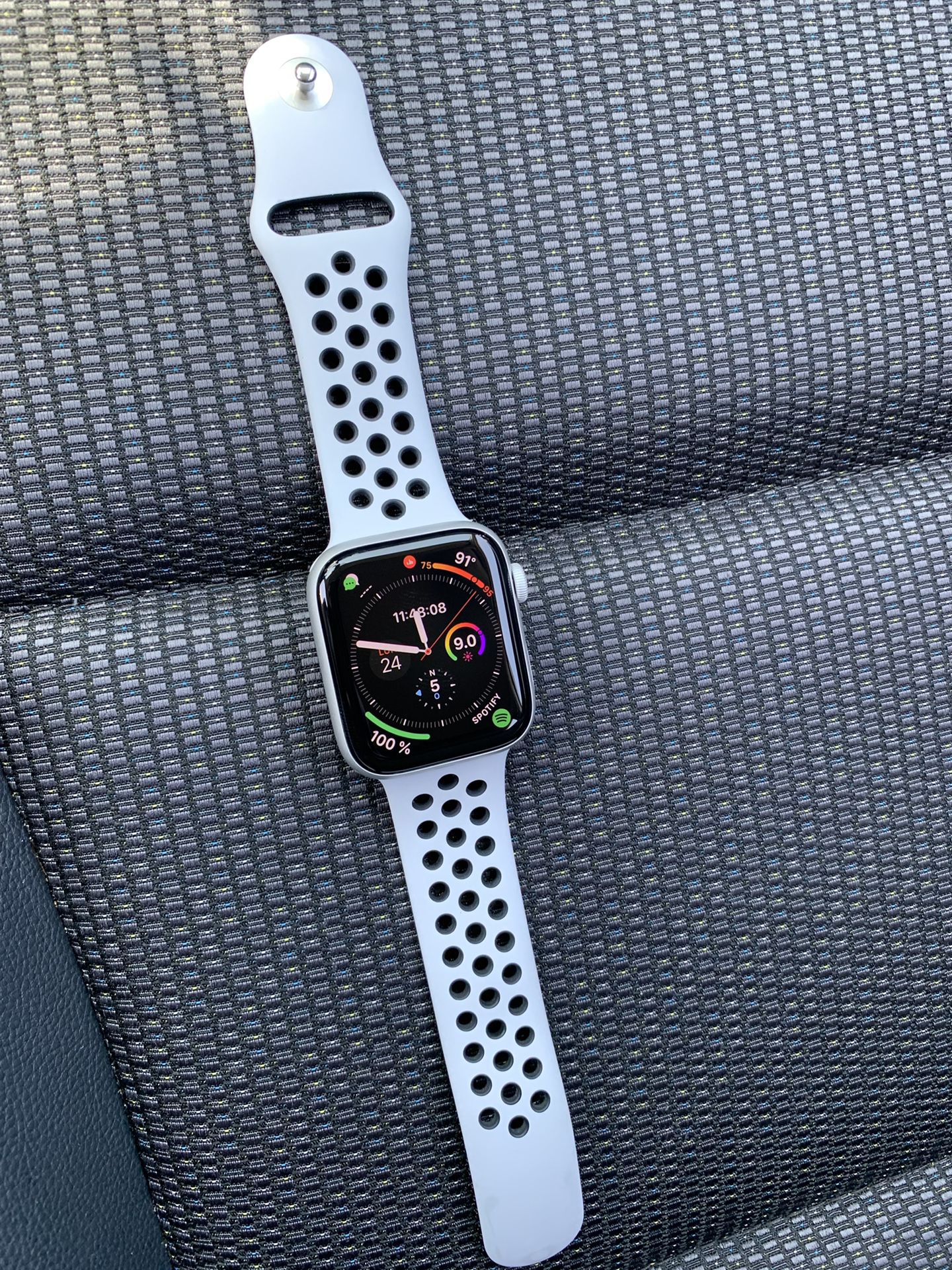 APPLE WATCH SERIES 4 44 MM WI-FI ONLY