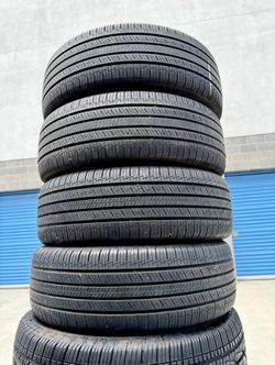 235/65R17 Nexen