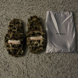 Balenciaga slipers