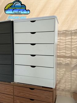 White Kathy five drawer dresser new Comoda compressed