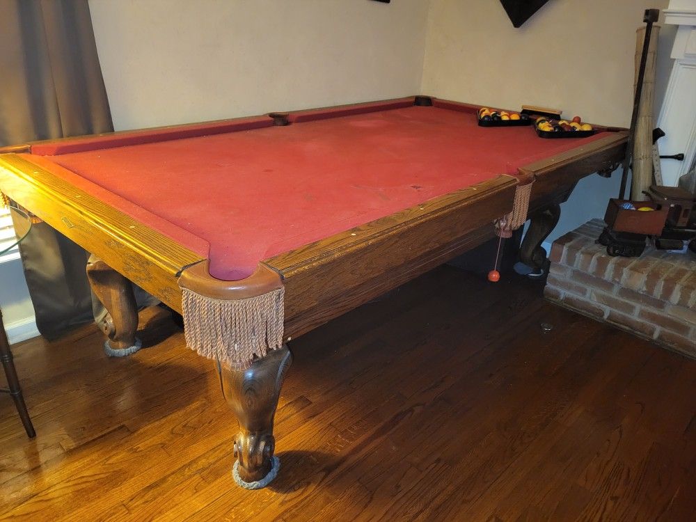 Brunswick POOL TABLE