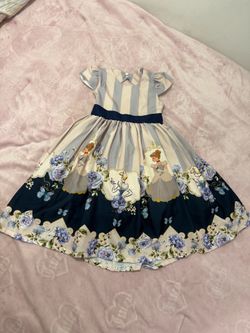 Girls dress
