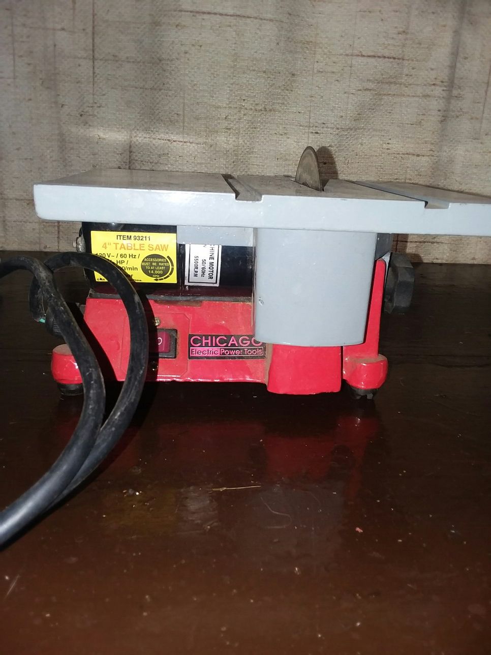 Chicago Electric 4 inch table saw