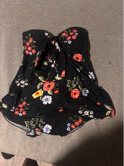 Black strapless top, floral with bow
