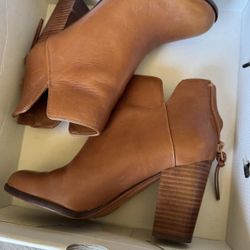 Aldo Boots Women's 6