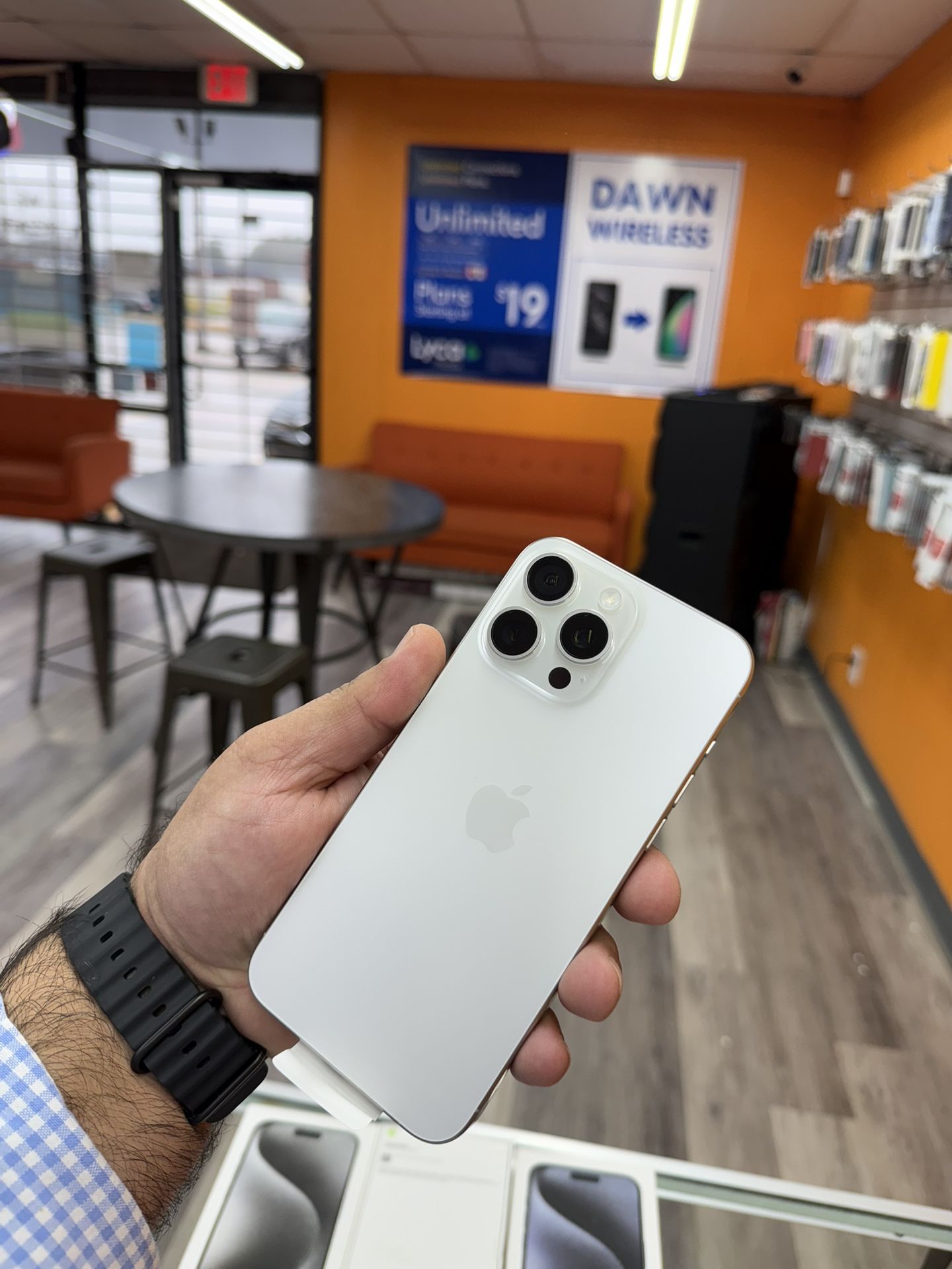 iPhone 15 Pro Max 256 GB Unlock 