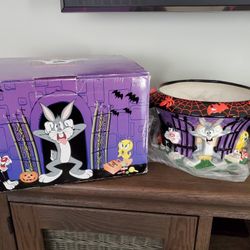 Vintage 1999 Scared Silly Large Glass Candle Bowl/PENDING 