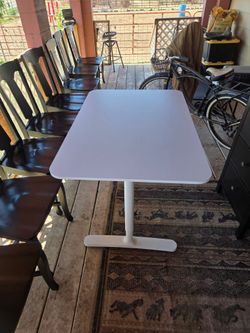 Very nice white Ikea desk adjustable $100 takes it Northwest Tucson