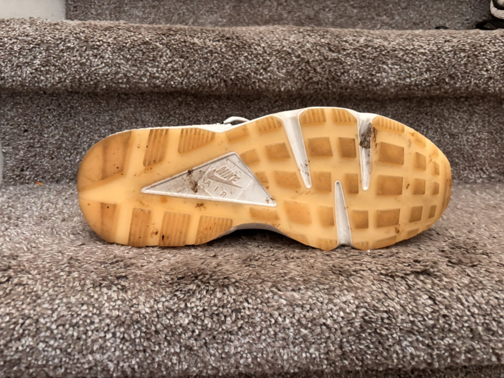 Nike AIR HUARACHE 'YIN YANG'