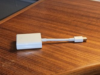 Used Apple Mini DisplayPort to VGA Adapter