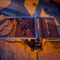 Job Site Table Saw With Stand 
