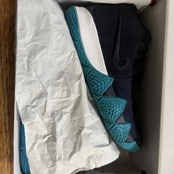 Kyrie 4 