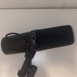 Shure SM7B Microphone 