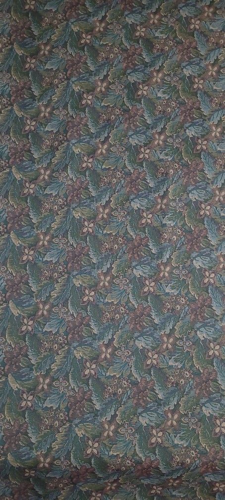 ROLL OF FABRIC (6 Yrds)