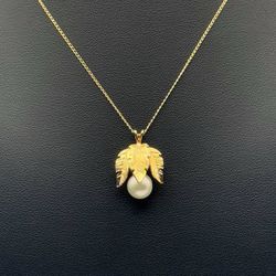 14k solid yellow gold Pearl three leave pendant charm & 15.5” curb chain necklace