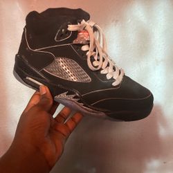 Jordan 5 Black Metallic 