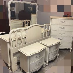 Vintage French Provincial 6-piece Bedroom Set