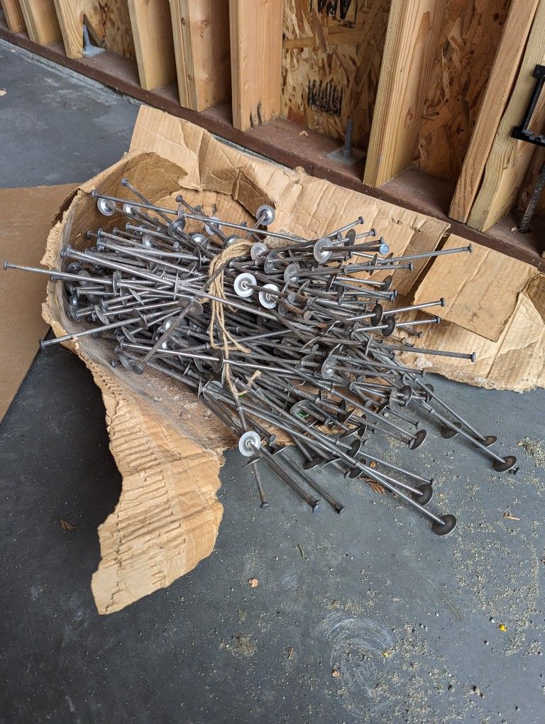 Opened box 8" Concrete Snap ties