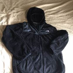 Genuine Girls XL (18) Northface Fuzzy Fleece