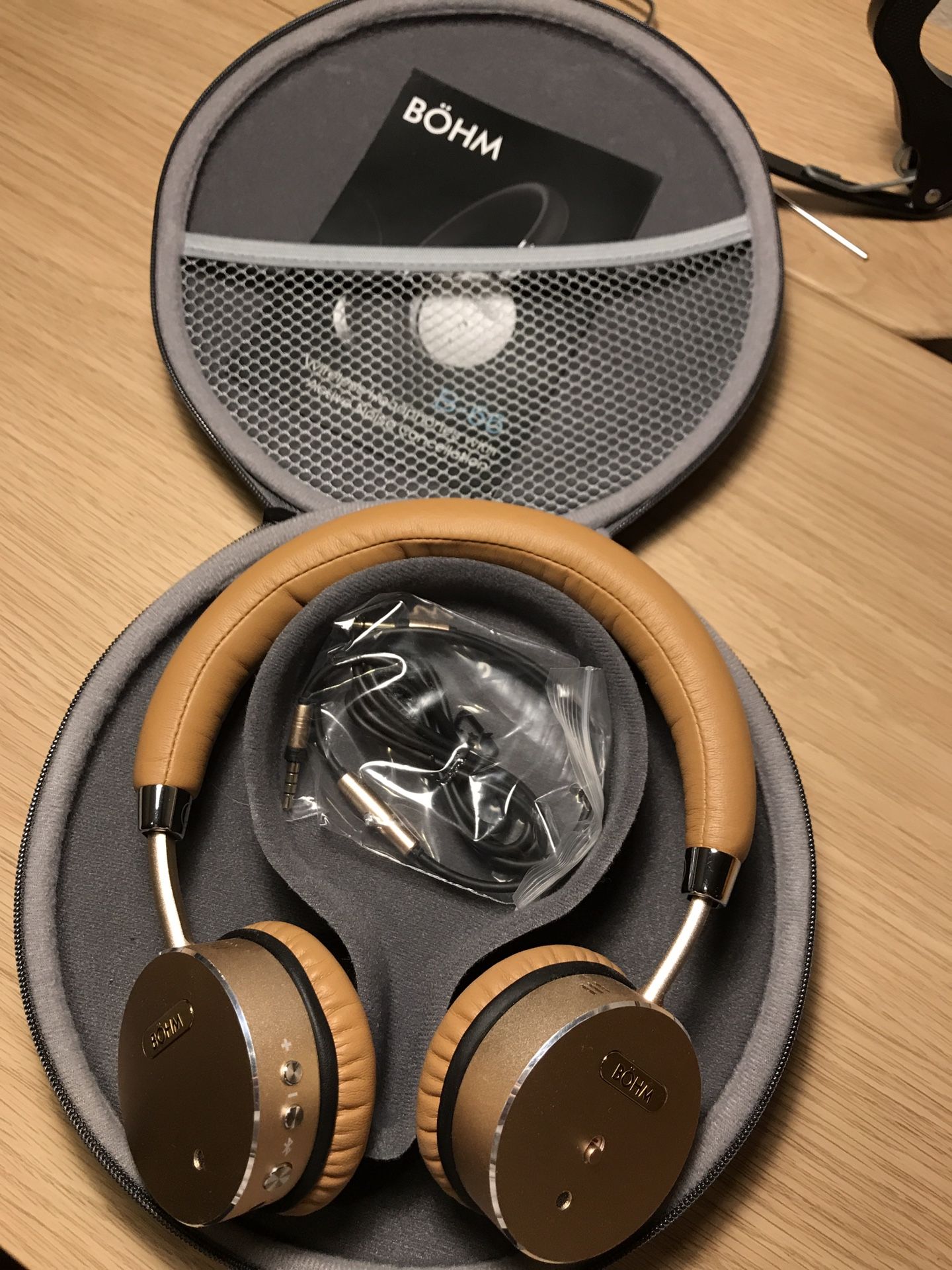 Bohm Wireless Bluetooth Headphones